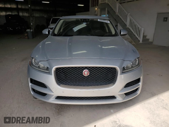 2019 Jaguar F-Pace 25t with VIN SADCS2FX2KA391600, listed as a Copart auction lot 50800915 with 110,065 mi miles and Salvage title. Bid and sale history available at DreamBid. Image 5.