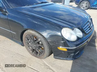 2004 Mercedes-Benz CLK-Class 5.0L with VIN WDBTJ75J14F095156, listed as a IAAI auction lot 41815605 with 176,902 mi miles. Bid and sale history available at carsss.com. Image 12.