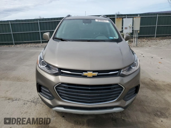 2022 Chevrolet Trax LT with VIN KL7CJPSM8NB519969, listed as a Copart auction lot 51217705 with 76,629 mi miles and Clean Title. Bid and sale history available at carsss.com. Image 5.