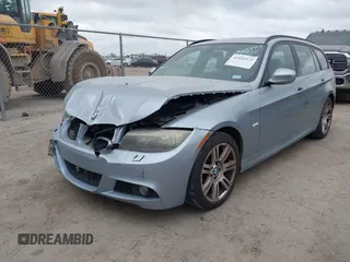 2012 BMW 3 Series 328i xDrive with VIN WBAUU3C5XCA543155, listed as a IAAI auction lot 42055373 with 192,198 mi miles and . Bid and sale history available at DreamBid. Image 17.
