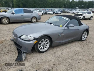 2008 BMW Z4 3.0si with VIN 4USBU53588LX04307, listed as a Copart auction lot 63514304 with 89,345 mi miles and Salvage Title. Bid and sale history available at carsss.com. Image 1.