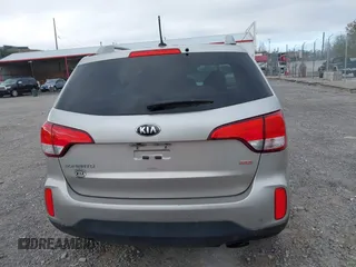 2015 Kia Sorento LX with VIN 5XYKTDA64FG612232, listed as a IAAI auction lot 41894549 with 145,748 mi miles. Bid and sale history available at carsss.com. Image 16.