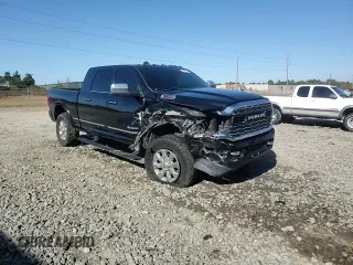 2019 Ram 2500 Limited z VIN 3C6UR5TL5KG540024, wystawiony jako Copart lot #84827294 z przebiegiem Nie podano mil oraz Szkoda całkowita • Salvage title. Historia ofert i sprzedaży dostępna na DreamBid. Obrazek 13.