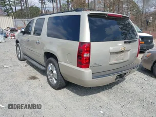 2010 Chevrolet Suburban LTZ with VIN 1GNUCKE05AR173031, listed as a IAAI auction lot 41729084 with 254,790 mi miles and . Bid and sale history available at DreamBid. Image 3.