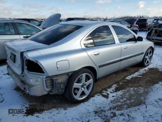 2004 Volvo S60 R with VIN YV1RH52Y342387597, listed as a Copart auction lot 87506725 with 123,733 mi miles and Salvage Title. Bid and sale history available at carsss.com. Image 3.