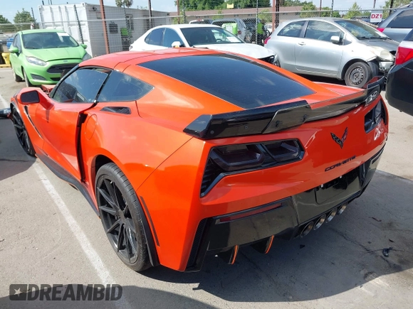 2019 Chevrolet Corvette 1LT z VIN 1G1YB2D74K5102125, wystawiony jako IAAI lot #42047085 z przebiegiem 43 939 mil mil oraz . Historia ofert i sprzedaży dostępna na DreamBid. Obrazek 3.