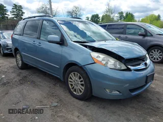 2008 Toyota Sienna XLE with VIN 5TDBK22C48S013154, listed as a IAAI auction lot 42212885 with 194,162 mi miles and . Bid and sale history available at DreamBid. Image 1.