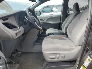 2015 Toyota Sienna LE with VIN 5TDJK3DC7FS121635, listed as a Copart auction lot 55999945 with 139,642 mi miles and Salvage title. Bid and sale history available at DreamBid. Image 7.