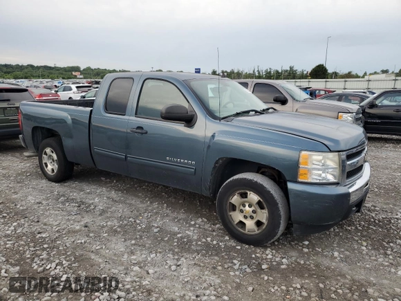 2010 Chevrolet Silverado 1500 LT with VIN 1GCSCSE04AZ118232, listed as a Copart auction lot 65582814 with 262,024 mi miles and Clean Title. Bid and sale history available at DreamBid. Image 4.