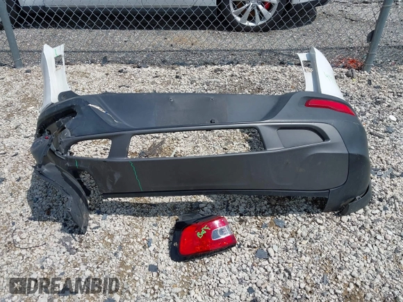 2014 Jeep Cherokee Trailhawk с VIN 1C4PJMBB2EW309183, выставлен на аукционе IAAI как лот 42197601 с пробегом 77 050 миль миль и . История ставок и продаж доступна на DreamBid. Изображение 12.