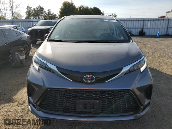 2021 Toyota Sienna XLE with VIN 5TDGSKFC6MS037515, listed as a Copart auction lot 77397944 with 71,034 mi miles and Clean Title. Bid and sale history available at carsss.com. Image 5.