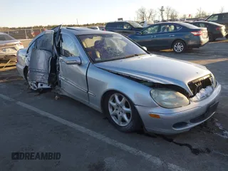 2006 Mercedes-Benz S 430 with VIN WDBNG83J96A481663, listed as a IAAI auction lot 41364480 with Not Provided miles and . Bid and sale history available at carsss.com. Image 1.