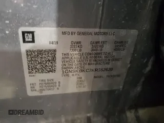 2019 Chevrolet Tahoe LT z VIN 1GNSKBKC7KR352620, wystawiony jako Copart lot #49597515 z przebiegiem 98 180 mil mil oraz Szkoda całkowita • Salvage title. Historia ofert i sprzedaży dostępna na DreamBid. Obrazek 13.