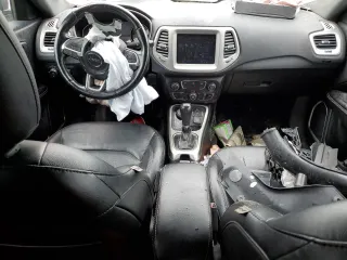 2021 Jeep Compass 80th Anniversary с VIN 3C4NJDEB3MT565775, выставлен на аукционе Copart как лот 58714665 с пробегом Не указан миль и Чистый • Clean title. История ставок и продаж доступна на DreamBid. Изображение 8.