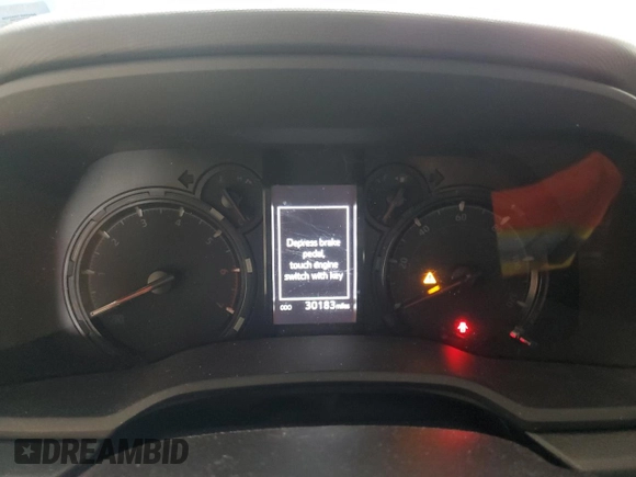 2023 Toyota 4Runner SR5 z VIN JTEMU5JR0P6106886, wystawiony jako Copart lot #61213595 z przebiegiem 30 183 mil mil oraz Szkoda całkowita • Salvage title. Historia ofert i sprzedaży dostępna na DreamBid. Obrazek 9.