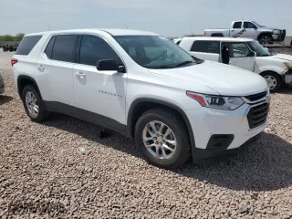 2018 Chevrolet Traverse LS with VIN 1GNERFKW0JJ257274, listed as a Copart auction lot 51152225 with 113,310 mi miles and Clean Title. Bid and sale history available at carsss.com. Image 4.