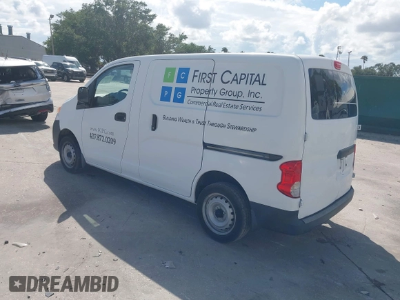 2015 Nissan NV200 SV z VIN 3N6CM0KN2FK710073, wystawiony jako IAAI lot #42267598 z przebiegiem 57 329 mil mil oraz . Historia ofert i sprzedaży dostępna na DreamBid. Obrazek 3.