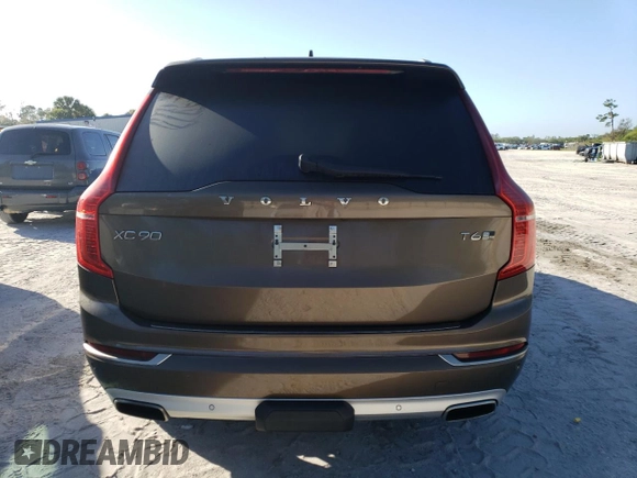 2017 Volvo XC90 Inscription with VIN YV4A22PL8H1174301, listed as a Copart auction lot 40815463 with 62,689 mi miles. Bid and sale history available at carsss.com. Image 6.