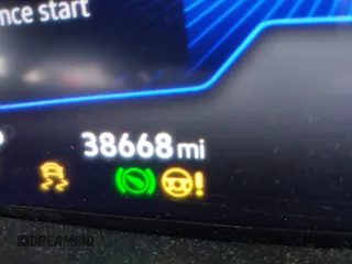2022 Volkswagen Tiguan S z VIN 3VV0B7AX2NM097402, wystawiony jako IAAI lot #41845707 z przebiegiem 38 668 mil mil oraz . Historia ofert i sprzedaży dostępna na DreamBid. Obrazek 15.