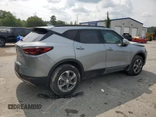 2024 Chevrolet Blazer LT z VIN 3GNKBDRS9RS129110, wystawiony jako Copart lot #59598695 z przebiegiem 24 440 mil mil oraz Nie do naprawy • Non repairable. Historia ofert i sprzedaży dostępna na DreamBid. Obrazek 3.