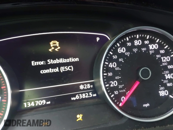 2016 Volkswagen Touareg Sport with VIN WVGEF9BP2GD005315, listed as a IAAI auction lot 41588590 with 134,709 mi miles and . Bid and sale history available at DreamBid. Image 15.