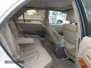 2000 Lexus RX 300 with VIN JT6HF10U4Y0098365, listed as a IAAI auction lot 42068926 with 216,582 mi miles. Bid and sale history available at carsss.com. Image 8.