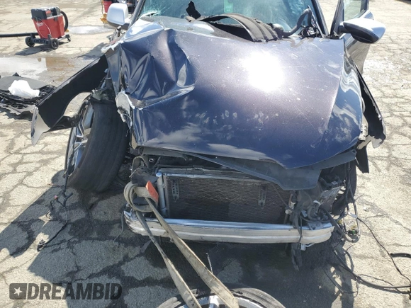 2014 Audi SQ5 Premium Plus z VIN WA1CGAFP3EA052852, wystawiony jako Copart lot #49169825 z przebiegiem 239 543 mil mil oraz Szkoda całkowita • Salvage title. Historia ofert i sprzedaży dostępna na DreamBid. Obrazek 13.