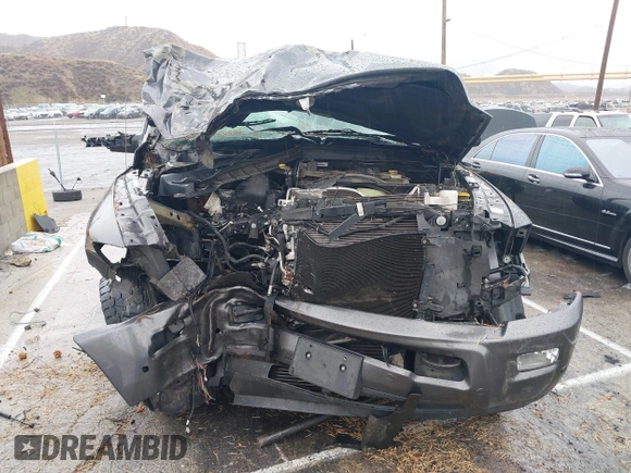 2018 Ram 2500 Laramie with VIN 3C6UR5FL6JG382481, listed as a IAAI auction lot 41517536 with Not provided miles and . Bid and sale history available at DreamBid. Image 6.