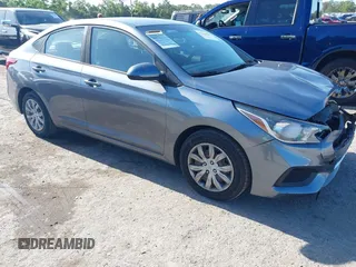 2018 Hyundai Accent SE z VIN 3KPC24A39JE025107, wystawiony jako IAAI lot #42144396 z przebiegiem 83 403 mil mil oraz . Historia ofert i sprzedaży dostępna na DreamBid. Obrazek 1.