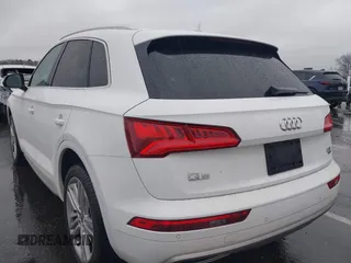 2018 Audi Q5 Premium Plus with VIN WA1BNAFY2J2111095, listed as a IAAI auction lot 41977544 with 107,852 mi miles. Bid and sale history available at carsss.com. Image 3.