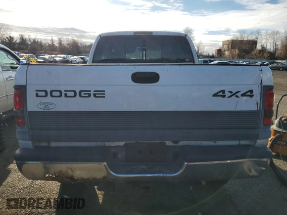 2001 Dodge Ram 2500 with VIN 3B7KF23Z71G205888, listed as a Copart auction lot 82687624 with 0 mi miles and Salvage Title. Bid and sale history available at carsss.com. Image 6.