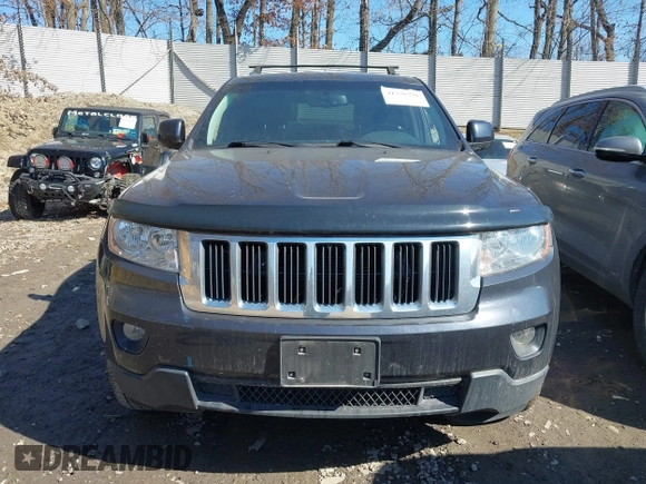 2013 Jeep Grand Cherokee Laredo with VIN 1C4RJFAG4DC653079, listed as a IAAI auction lot 41726726 with 152,356 mi miles. Bid and sale history available at carsss.com. Image 13.