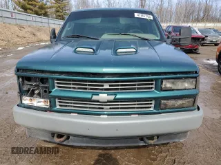 1995 Chevrolet Silverado 1500 with VIN 2GCEK19K8S1232752, listed as a Copart auction lot 47867705 with 299,686 mi miles and Clean Title. Bid and sale history available at DreamBid. Image 5.
