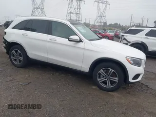 2019 Mercedes-Benz GLC 300 z VIN WDC0G4KB1KV130726, wystawiony jako IAAI lot #42464665 z przebiegiem 65 012 mil mil oraz . Historia ofert i sprzedaży dostępna na DreamBid. Obrazek 1.