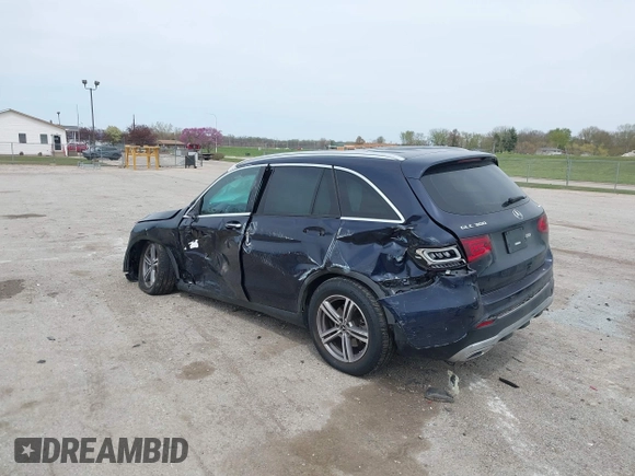 2021 Mercedes-Benz GLC 300 z VIN W1N0G8EB4MF953133, wystawiony jako IAAI lot #42031927 z przebiegiem 36 446 mil mil oraz . Historia ofert i sprzedaży dostępna na DreamBid. Obrazek 3.