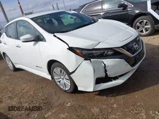 2019 Nissan LEAF SV z VIN 1N4AZ1CP0KC321908, wystawiony jako IAAI lot #41791756 z przebiegiem 60 051 mil mil oraz . Historia ofert i sprzedaży dostępna na DreamBid. Obrazek 1.