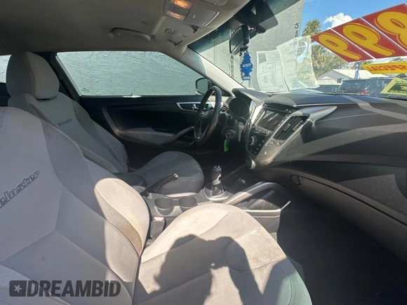 2012 Hyundai Veloster w/Gray Int with VIN KMHTC6AD6CU036826, listed as a Copart auction lot 45042645 with 169,498 mi miles and Clean title. Bid and sale history available at DreamBid. Image 5.