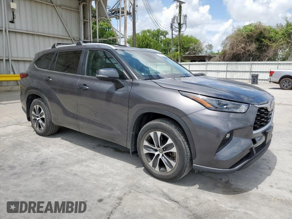 2023 Toyota Highlander L with VIN 5TDKDRAHXPS013500, listed as a Copart auction lot 60070025 with 40,788 mi miles and Salvage title. Bid and sale history available at DreamBid. Image 4.