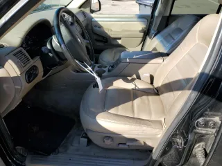 2004 Ford Explorer XLT с VIN 1FMZU63K54UA05281, выставлен на аукционе Copart как лот 77809054 с пробегом 101 415 миль миль и Списание • Salvage title. История ставок и продаж доступна на DreamBid. Изображение 7.