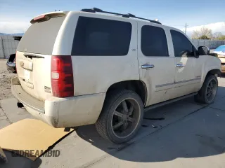 2009 Chevrolet Tahoe LTZ with VIN 1GNFK33059R217187, listed as a Copart auction lot 51563245 with 256,259 mi miles and Salvage title. Bid and sale history available at DreamBid. Image 3.