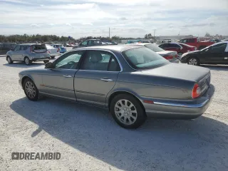 2004 Jaguar XJ 8 with VIN SAJWA71C84SG17802, listed as a Copart auction lot 76880914 with Not Provided miles and Non Repairable. Bid and sale history available at DreamBid. Image 2.