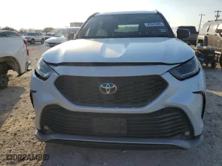 2022 Toyota Highlander XSE with VIN 5TDLZRAHXNS094971, listed as a Copart auction lot 42645505 with 116,021 mi miles and Salvage Title. Bid and sale history available at carsss.com. Image 5.