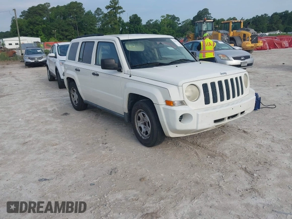 2008 Jeep Patriot Sport with VIN 1J8FT28048D775688, listed as a IAAI auction lot 42451775 with 299,177 mi miles and . Bid and sale history available at DreamBid. Image 1.