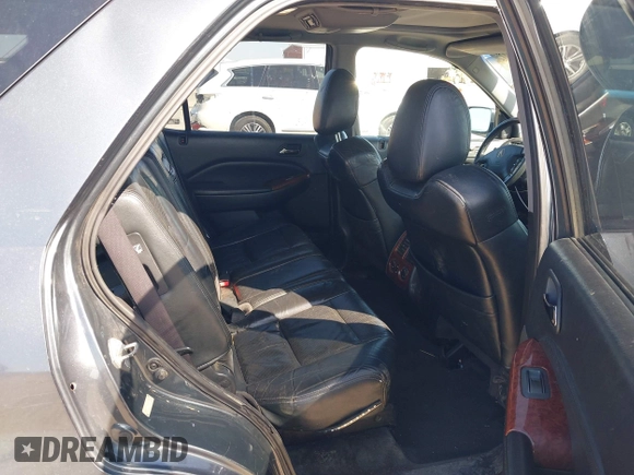 2005 Acura MDX Touring with VIN 2HNYD18975H523951, listed as a IAAI auction lot 41979596 with 198,876 mi miles. Bid and sale history available at carsss.com. Image 8.