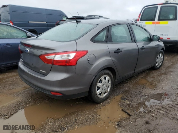 2013 Ford Focus S with VIN 1FADP3E2XDL266547, listed as a Copart auction lot 47837885 with 60,968 mi miles and Salvage Title. Bid and sale history available at carsss.com. Image 3.