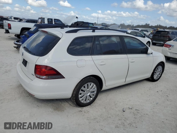 2014 Volkswagen Jetta SportWagen S with VIN 3VWPP7AJ3EM602242, listed as a Copart auction lot 75044534 with 61,559 mi miles and Non Repairable. Bid and sale history available at carsss.com. Image 3.