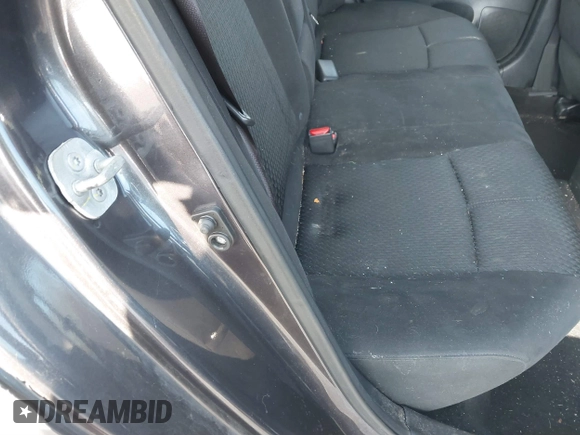 2014 Nissan Sentra SR z VIN 3N1AB7AP3EY319122, wystawiony jako IAAI lot #41130985 z przebiegiem 89 014 mil mil oraz . Historia ofert i sprzedaży dostępna na DreamBid. Obrazek 8.