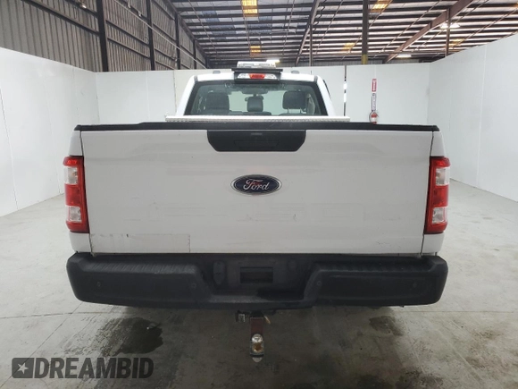 2022 Ford F-150 XL with VIN 1FTMF1CB8NKD57327, listed as a Copart auction lot 51118755 with 43,578 mi miles and Clean Title. Bid and sale history available at carsss.com. Image 6.