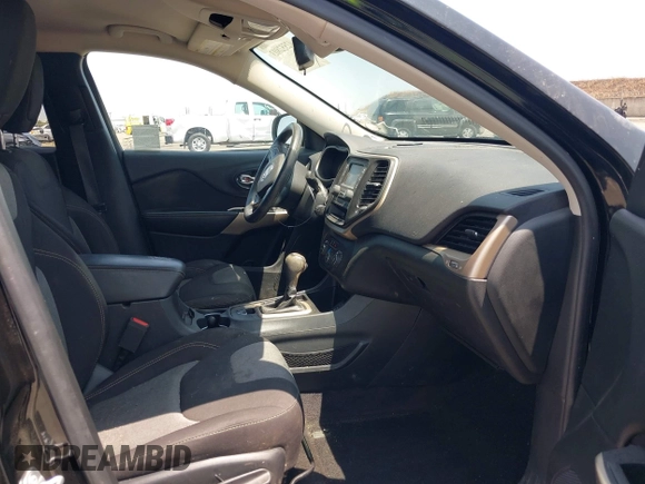 2017 Jeep Cherokee Sport с VIN 1C4PJLAB4HW661391, выставлен на аукционе IAAI как лот 42552803 с пробегом 45 341 миль миль и . История ставок и продаж доступна на DreamBid. Изображение 5.