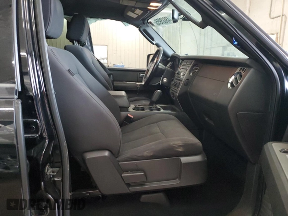 2008 Ford Expedition Max SSV with VIN 1FMFK15548LA18585, listed as a Copart auction lot 43823955 with 172,056 mi miles and Salvage title. Bid and sale history available at DreamBid. Image 7.